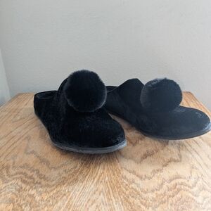 BearPaw Black Velvet Tango Slipper